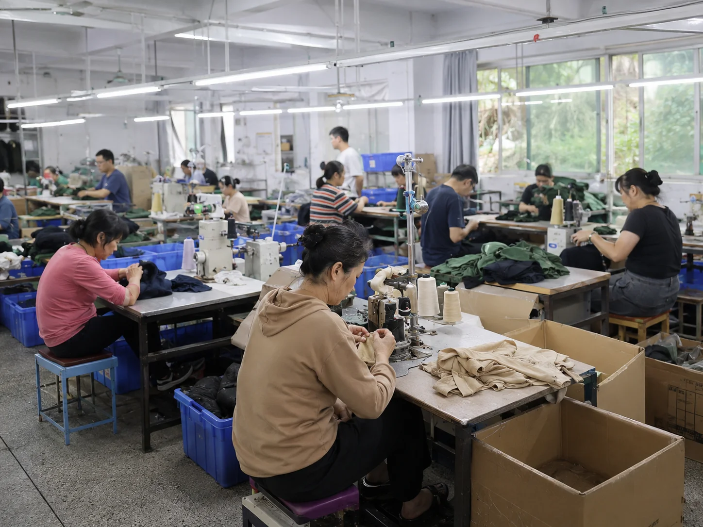 Linknit workshop floor with coordinated production lines