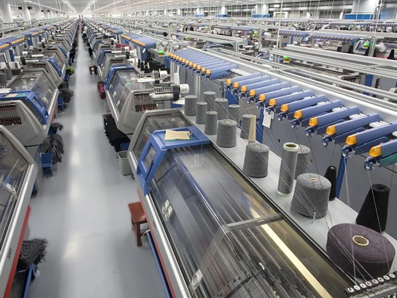 Linknit Dongguan knitwear factory overview — 2,000 m² production facility